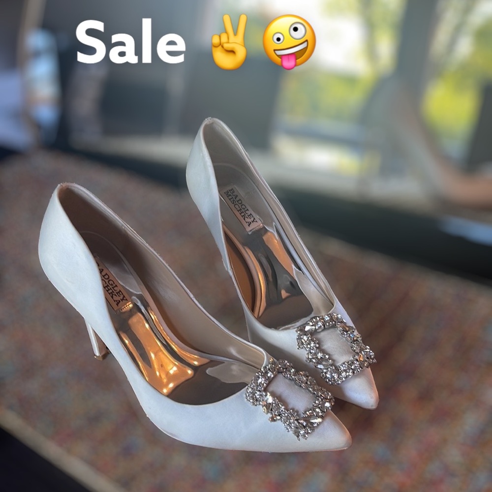 Badgley Mischka Women's Shoes Badgley Mischka Cher size 9